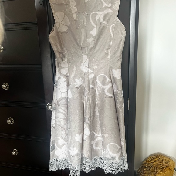 Elie Tahari gray and silver cocktail dress - Picture 5 of 6